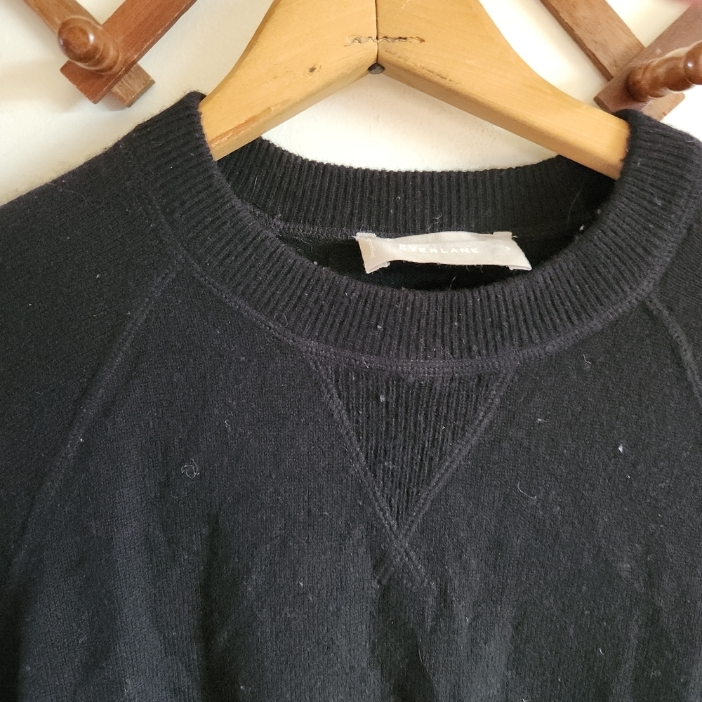 Everlane 100% Cashmere Black Crewneck Sweater Small - Picture 2 of 7